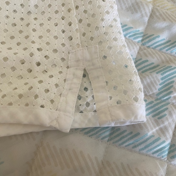 Banana Republic Eyelet Crop Top - Picture 5 of 7